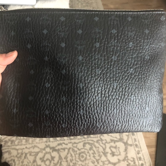 MCM pouch - Picture 6 of 6